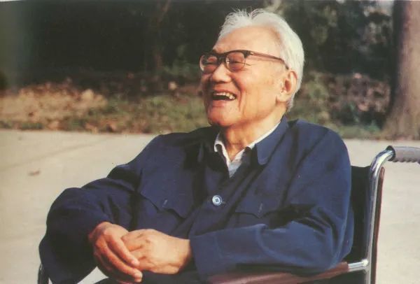 如果做不了“對”的事情,是否應該直接為了錢? 如果做不了“對”的事情,是否應該直接為了錢?