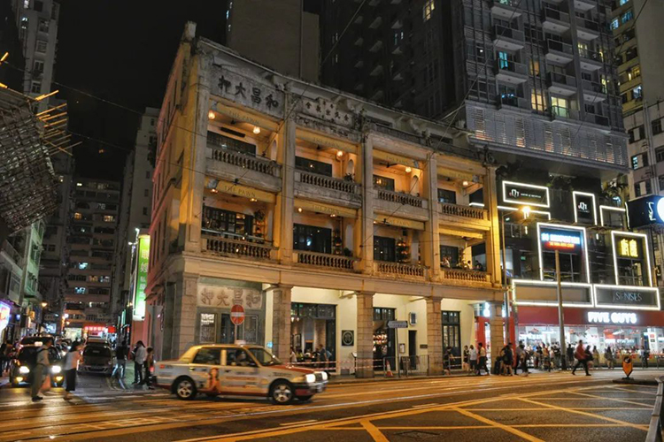 四川“小瑞士”，余杭“小巴黎”：人們?yōu)槭裁聪矚g制造“小”景點(diǎn)？