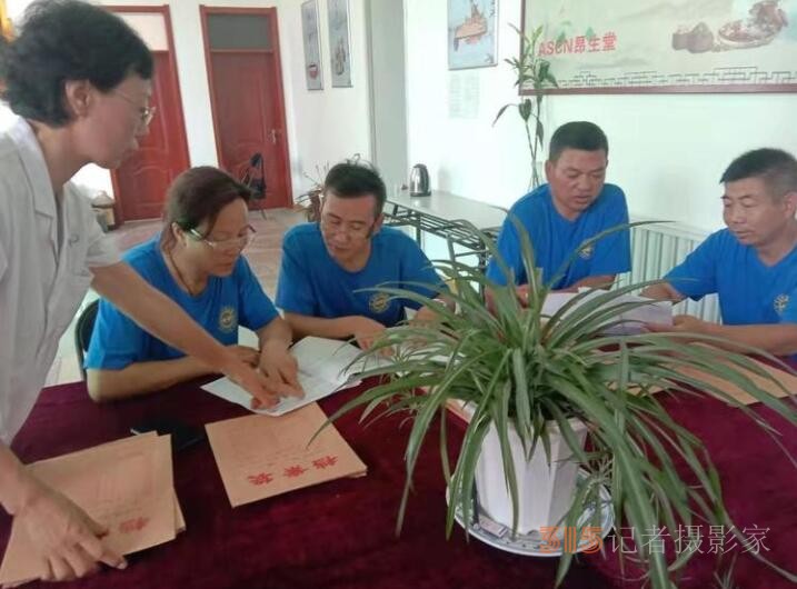 白衣天使——寫給一位療愈癌癥的坐堂醫