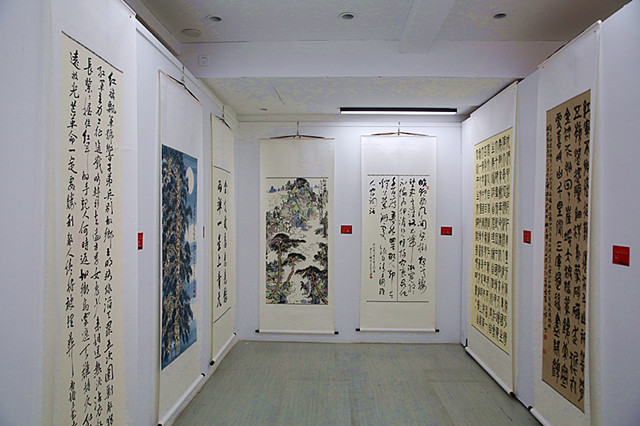 四川舉辦紀念川陜革命根據地創建90周年暨建軍95周年書畫展喜迎二十大