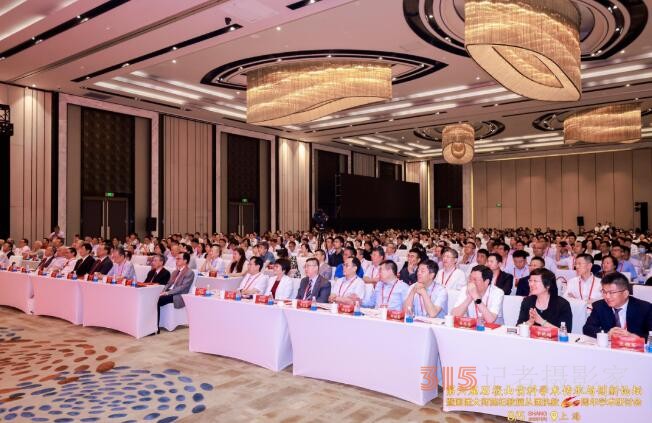 第六屆石筱山傷科學術傳承與創新論壇暨國醫大師施杞教授從醫執教60周年學術研討會召開