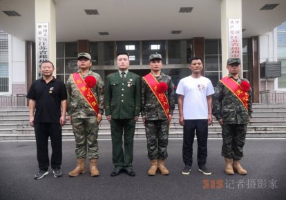 接力從軍路 立志守邊疆——邳州市官湖鎮三對“父子(兄弟)兵”