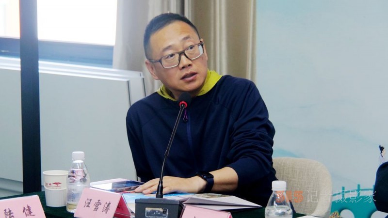 笑文化倡導者許笑天新書《笑游天下》首發式暨研討會在京舉行
