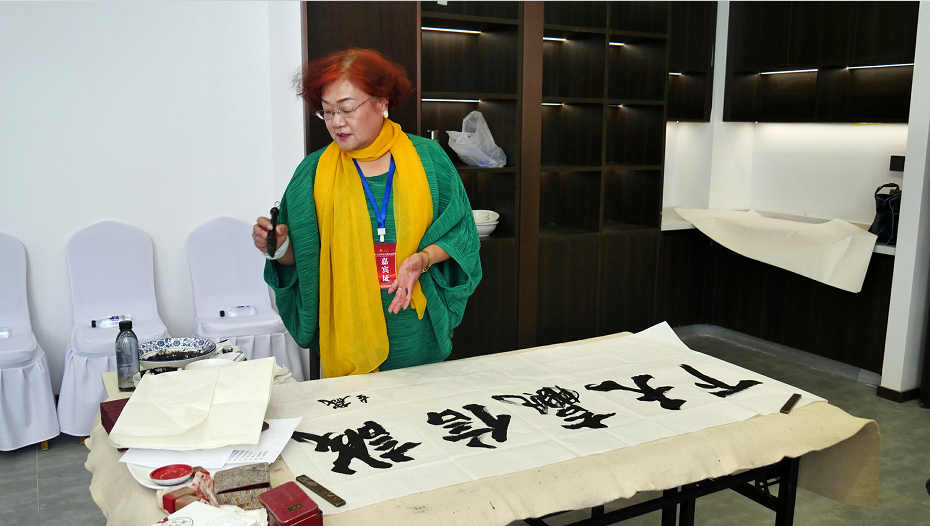 “品讀千年古都，放歌趙王集團” 中國文藝名家走進河北邯鄲采風系列活動成功舉辦