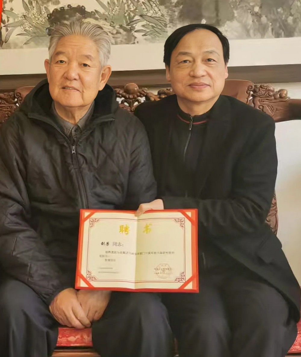 裴懷亮上將會見中國軍地書畫院代表 鼓勵當好踐行文化自信旗手