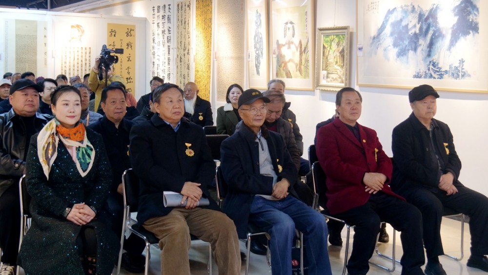 筆墨鑄史 精神永續(xù) 紀念中國人民抗日戰(zhàn)爭暨世界反法西斯戰(zhàn)爭勝利 80 周年名家書畫展在京隆重開幕