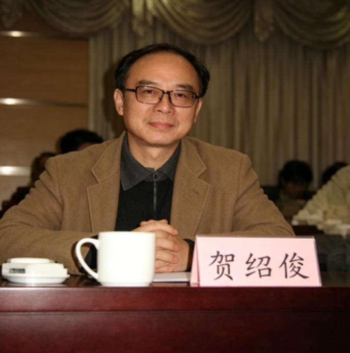 南開大學文學院1986級校友楊維永小說《鄉(xiāng)村會計》研討座談會召開