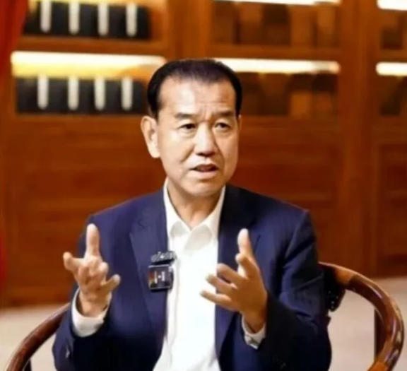 解讀傳世典籍：民間出品紀(jì)錄片《跨越時空的四庫全書》再現(xiàn)經(jīng)典敘事