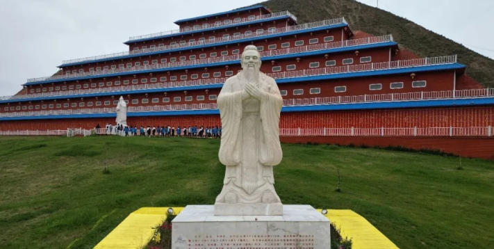 解讀傳世典籍：民間出品紀(jì)錄片《跨越時空的四庫全書》再現(xiàn)經(jīng)典敘事
